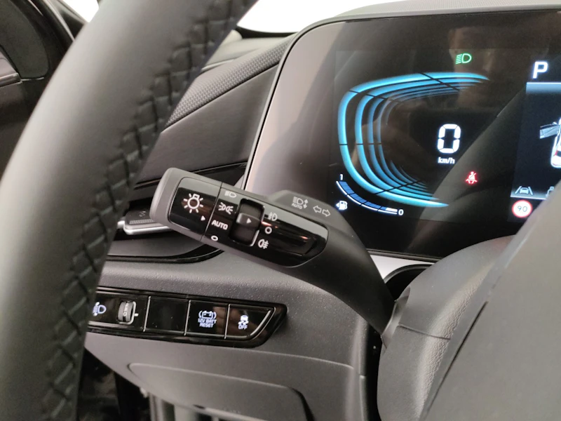 Kia Niro Nuovo Ibrido benzina Niro Porto Mantovano