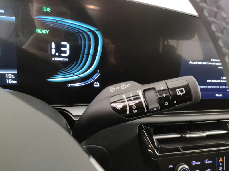 Kia Niro Nuovo Ibrido benzina Niro Porto Mantovano