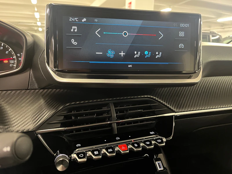 Peugeot 208 Nuovo Benzina 208 Verona