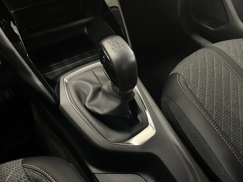Peugeot 208 Nuovo Benzina 208 Verona