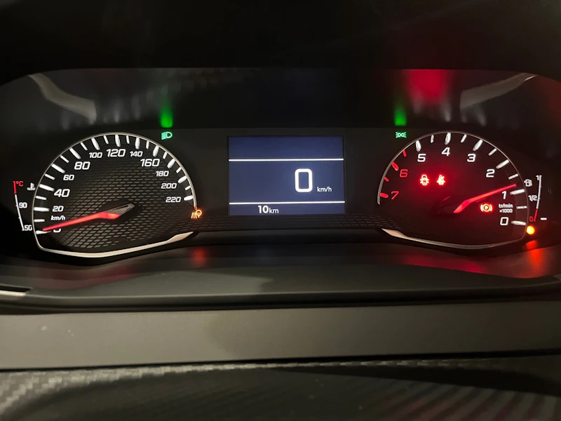 Peugeot 208 Nuovo Benzina 208 Verona