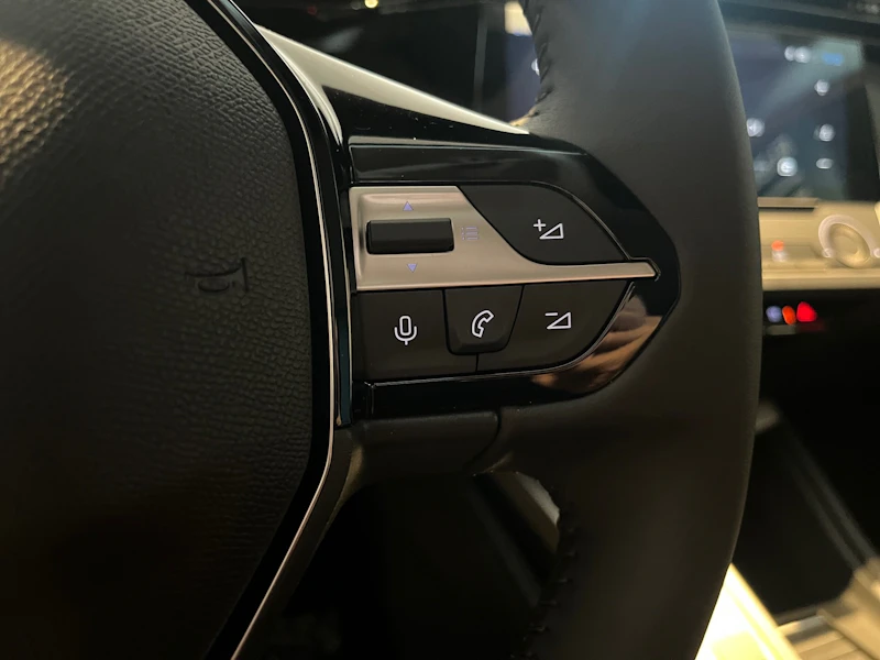 Peugeot 408 Nuovo Ibrido benzina 408 Verona