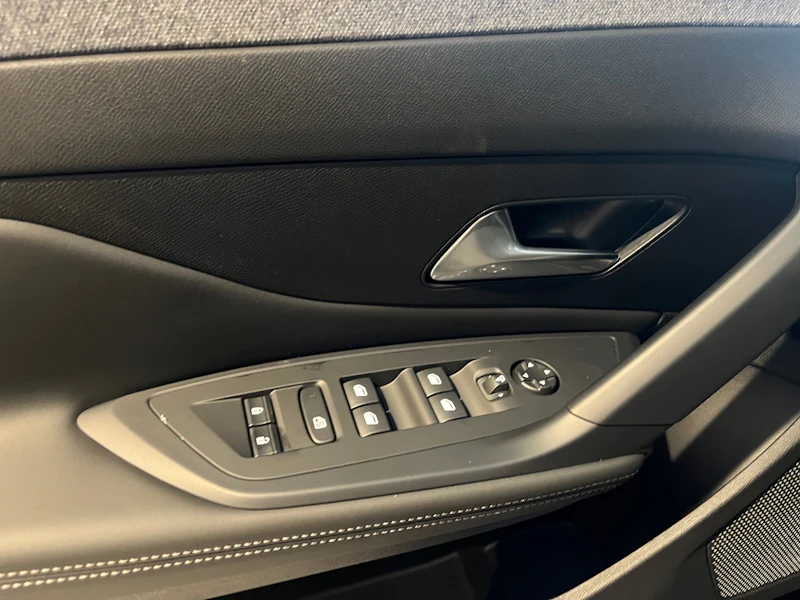 Peugeot 408 Nuovo Ibrido benzina 408 Verona