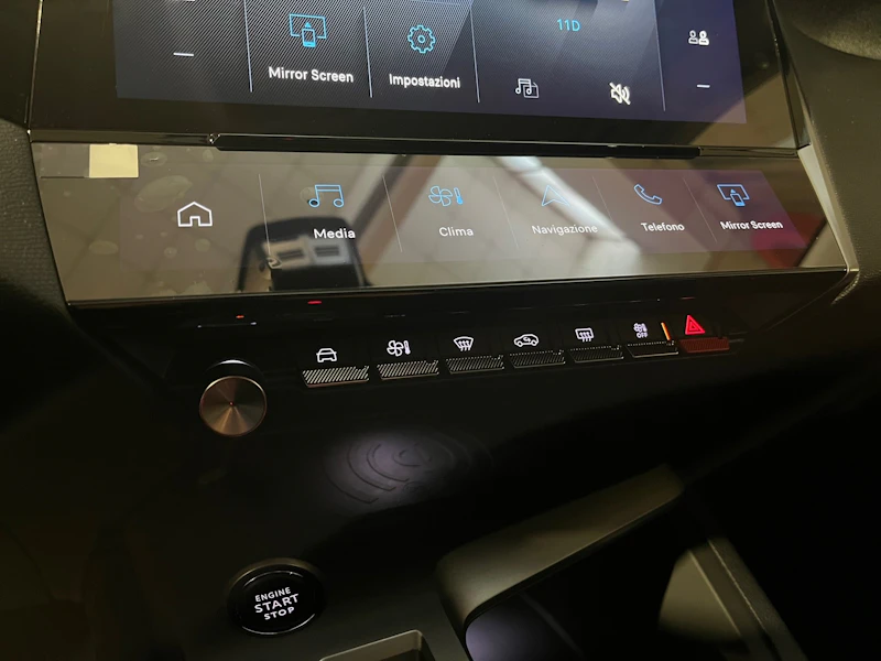Peugeot 408 Nuovo Ibrido benzina 408 Verona