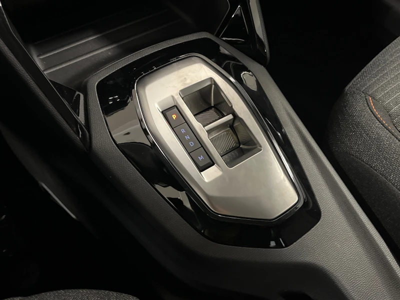Peugeot 208 Nuovo Ibrido benzina 208 Porto Mantovano