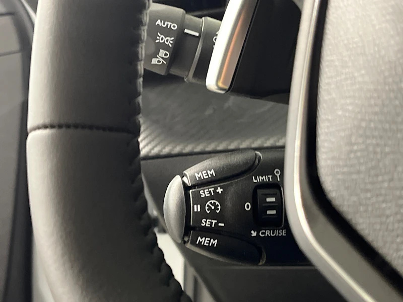 Peugeot 208 Nuovo Ibrido benzina 208 Porto Mantovano