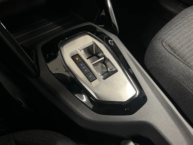 Peugeot 208 Nuovo Ibrido benzina 208 Verona
