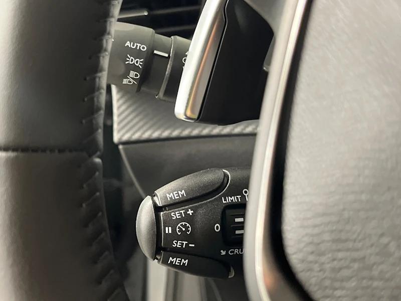 Peugeot 208 Nuovo Ibrido benzina 208 Verona