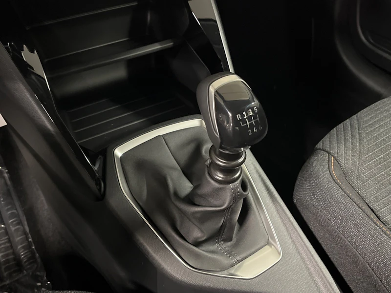 Peugeot 208 Nuovo Benzina 208 Verona