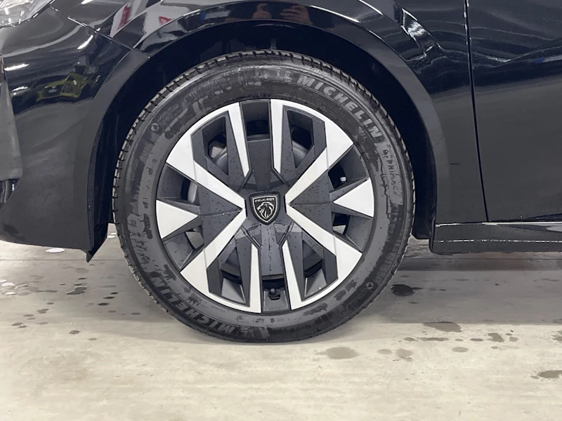 Peugeot 208 Nuovo Benzina 208 Verona