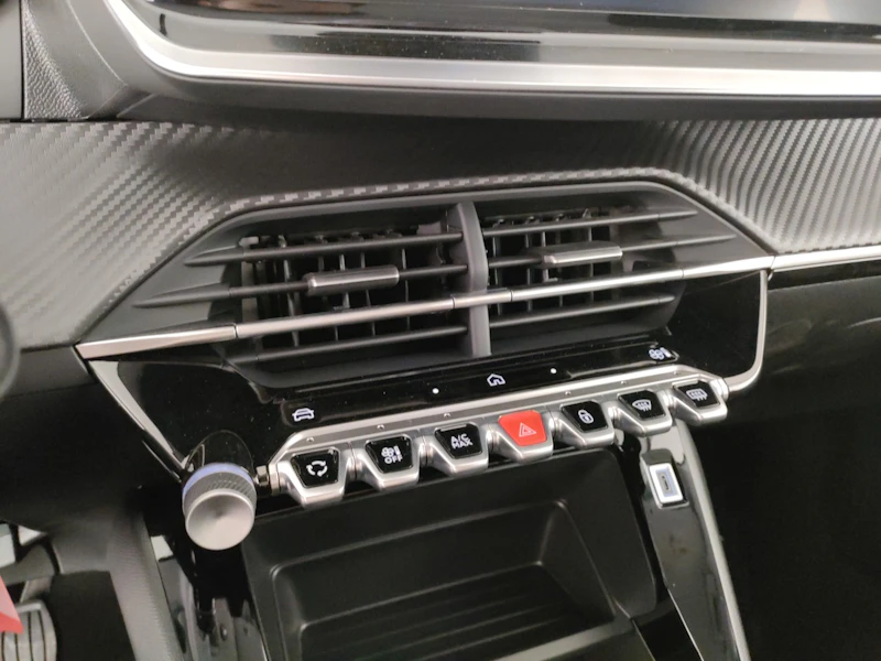 Peugeot 208 Nuovo Benzina 208 Verona