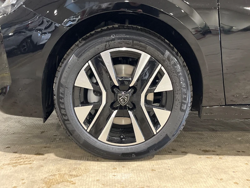 Peugeot 208 Nuovo Benzina 208 Verona