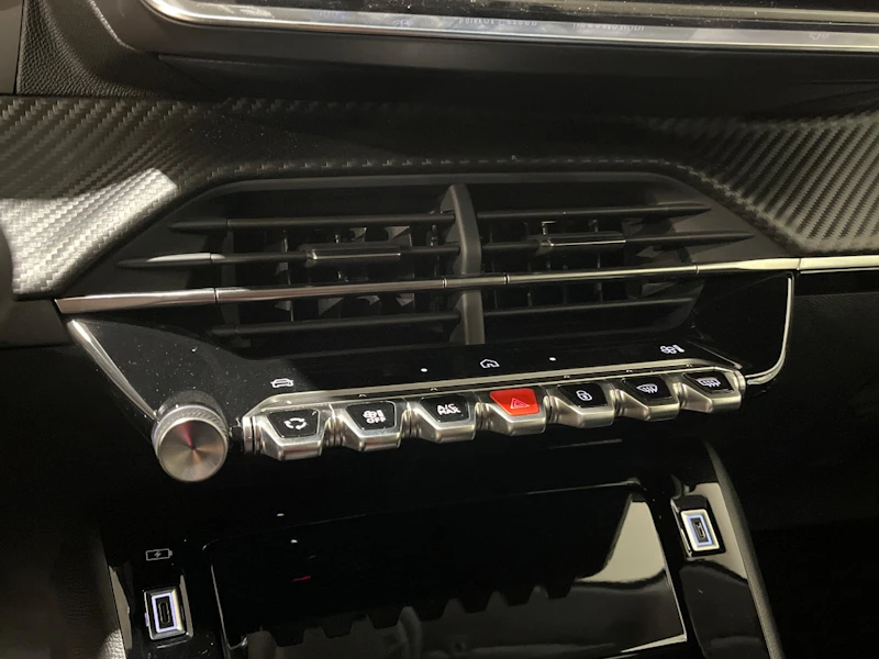 Peugeot 208 Nuovo Benzina 208 Verona