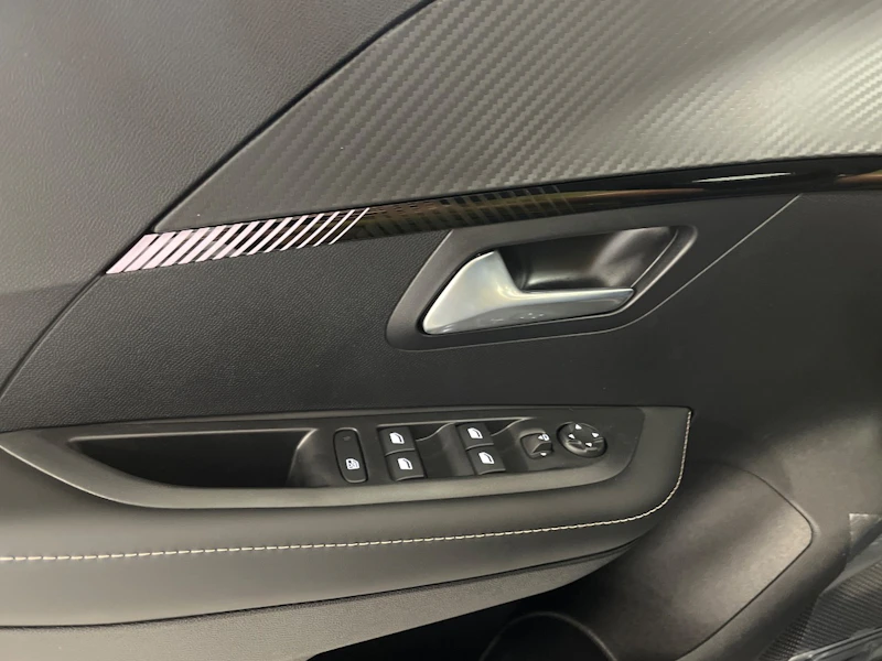 Peugeot 208 Nuovo Ibrido benzina 208 Verona
