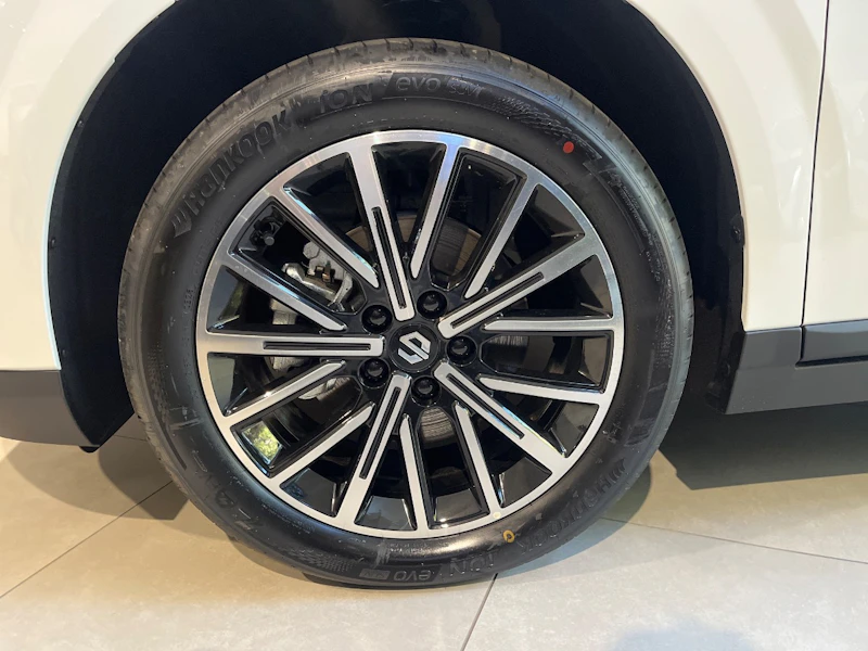 Leapmotor B10 Nuovo Ibrido benzina B10 Verona