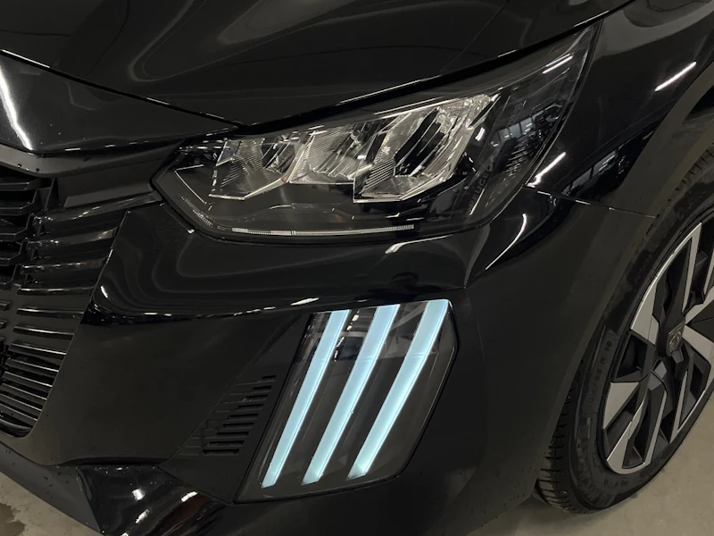 Peugeot 208 Nuovo Ibrido benzina 208 Verona