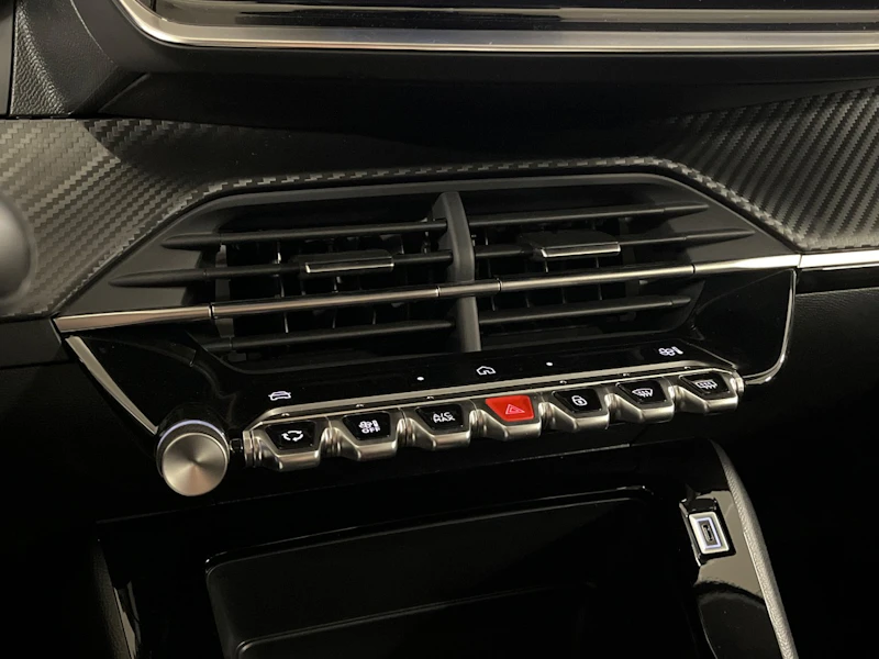 Peugeot 208 Nuovo Ibrido benzina 208 Verona