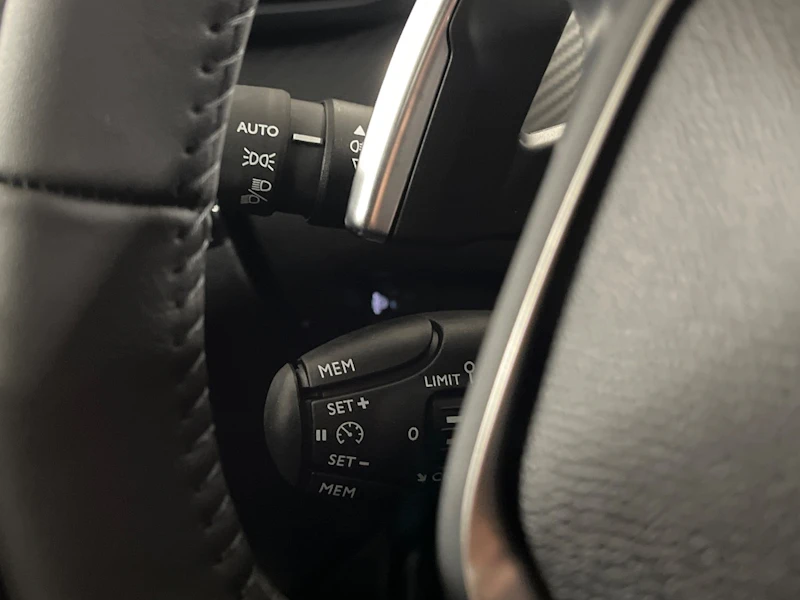 Peugeot 208 Nuovo Ibrido benzina 208 Verona