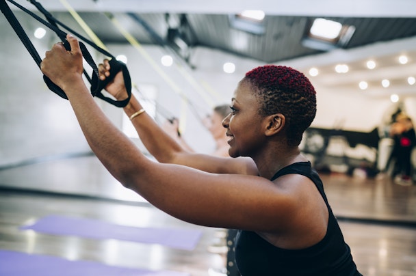 woman-training-in-gym