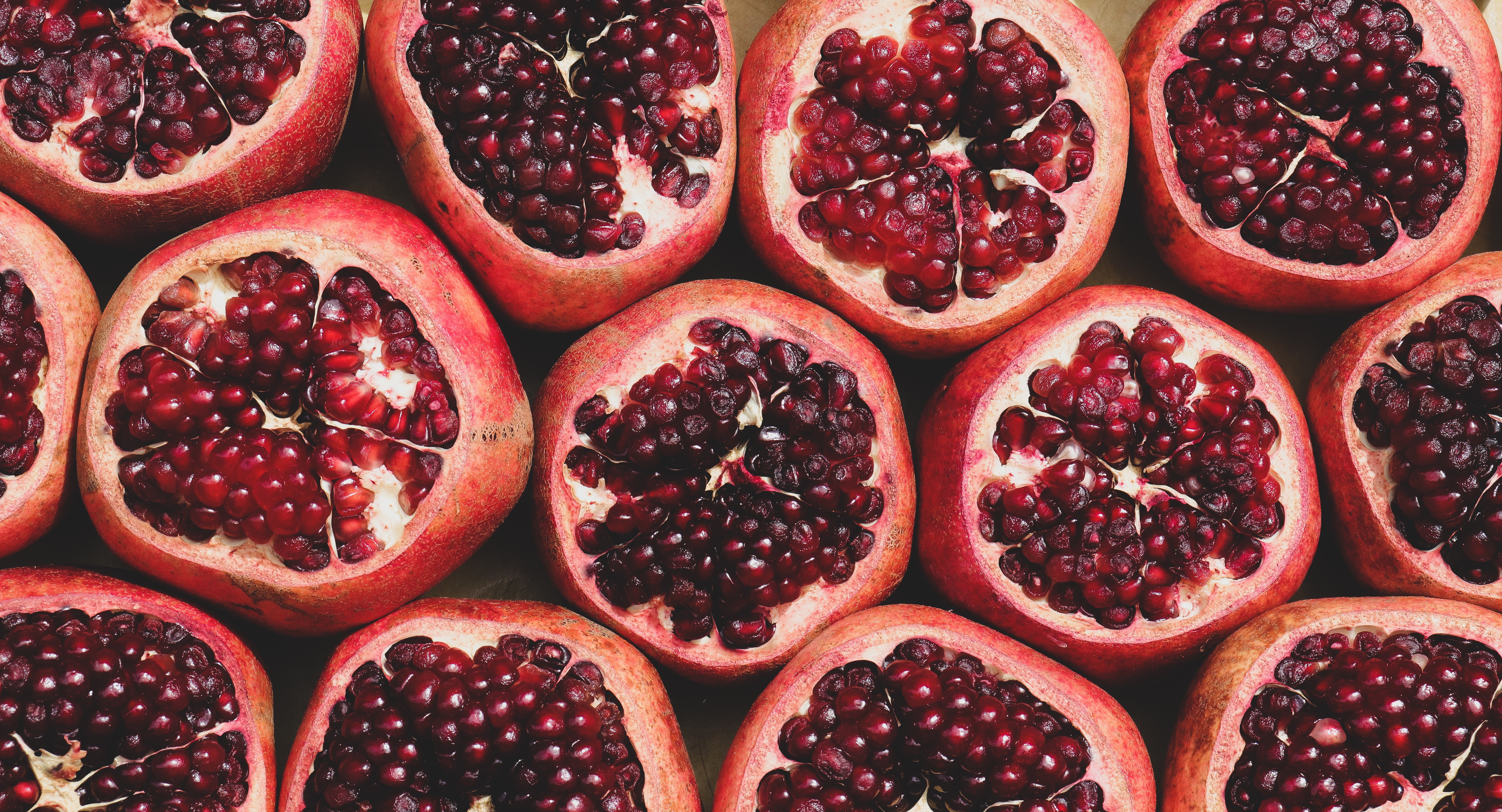 pomegranates-close-up