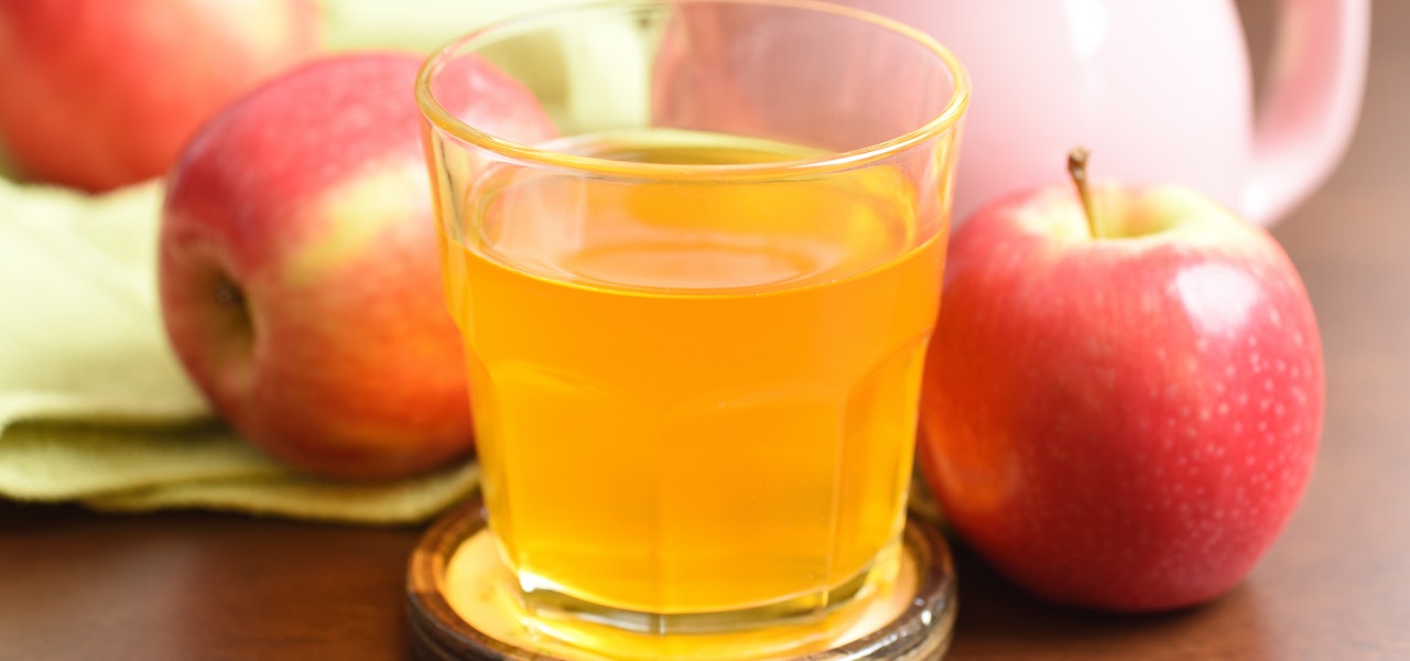 apple-cider-vinegar-in-cup