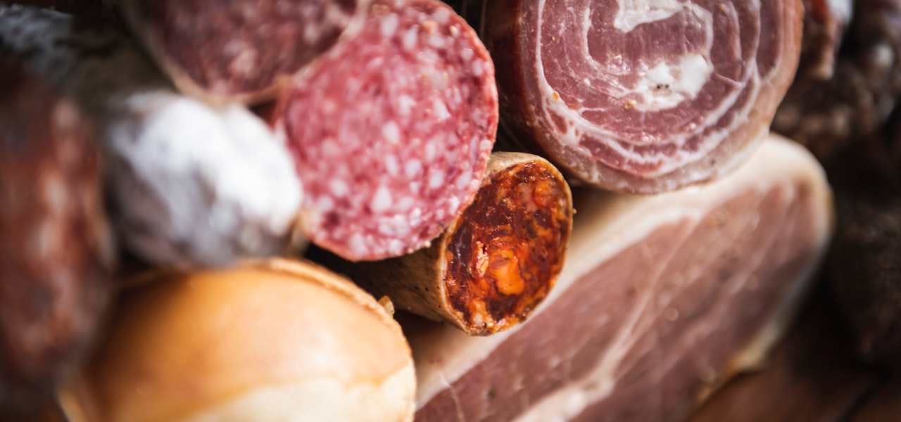 charcuterie-meat-salami-close-up
