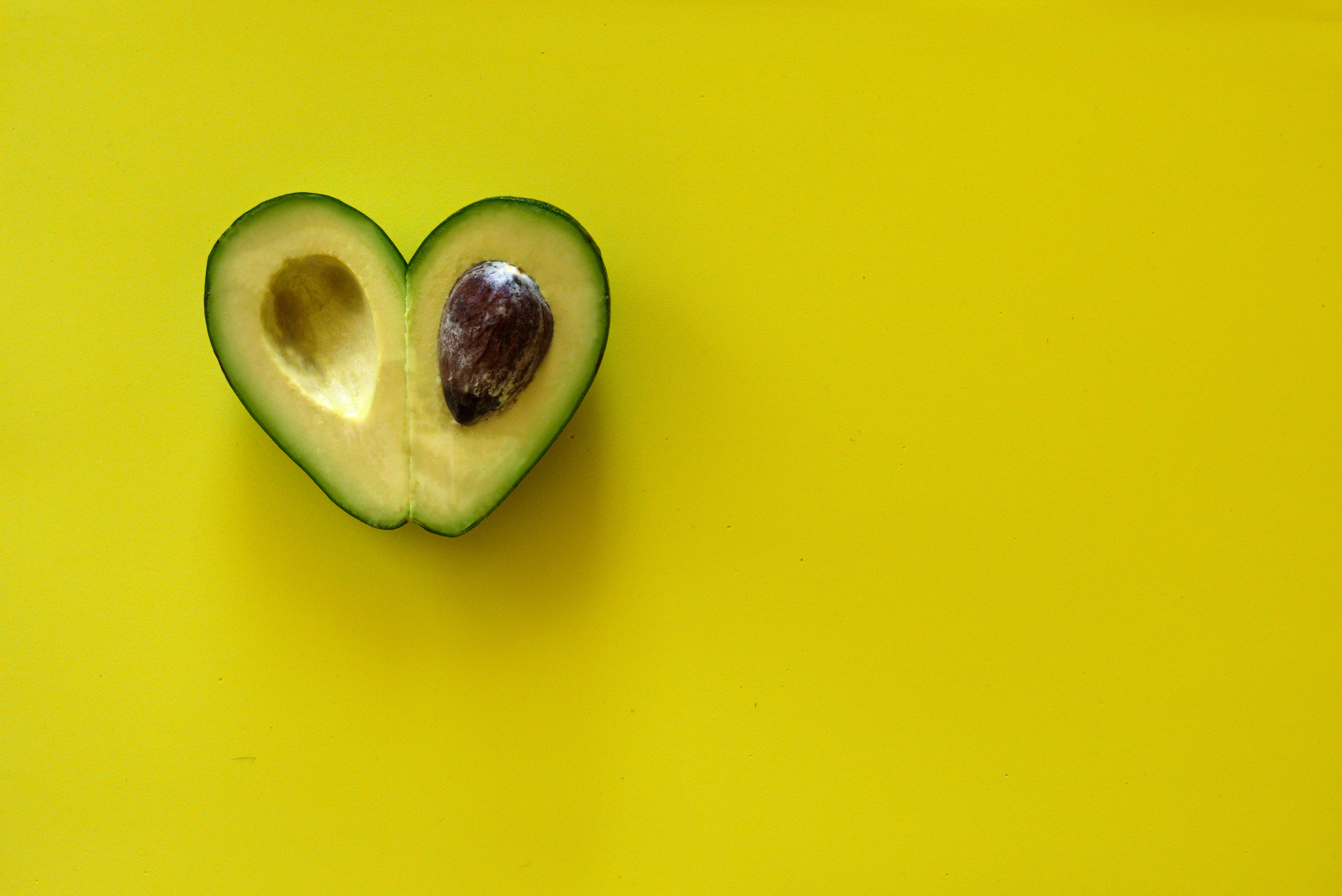 heart-shaped-avocado