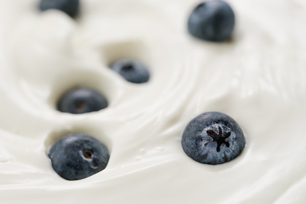 blueberries-in-yogurt