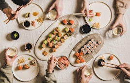 people-eating-sushi-from-above
