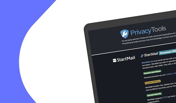 blogpost-image of a laptop displaying the PrivacyTools website mentioing StartMail