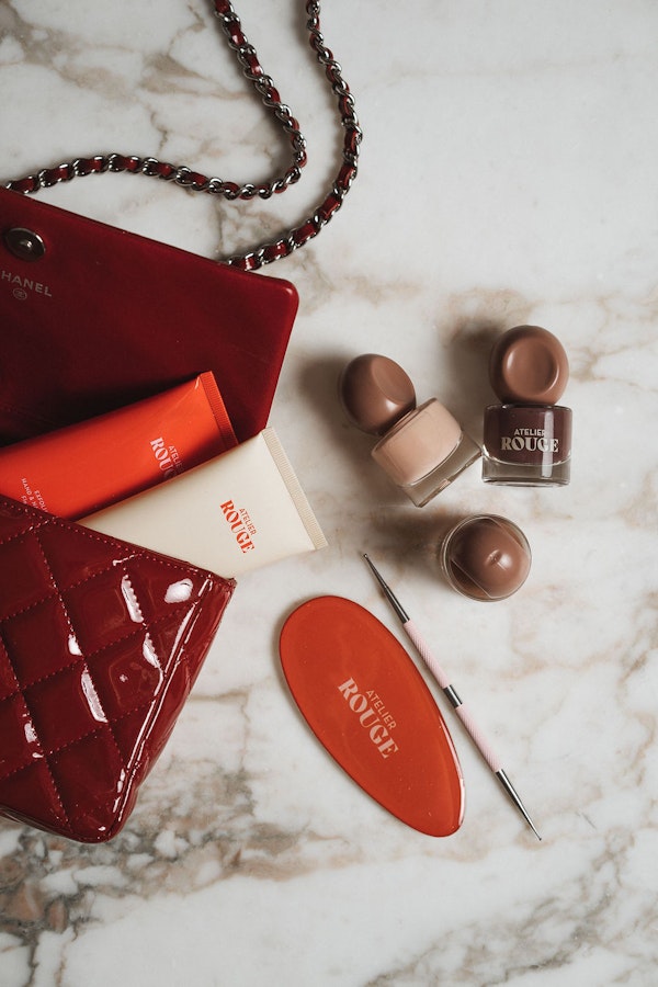 Tess Hell X Atelier Rouge