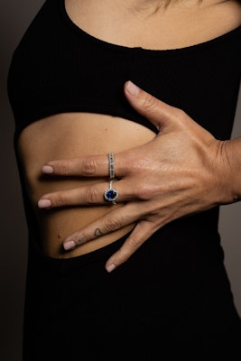 Cover Image for Studio shoot with jewelry brand Affiner Fine Jewelry