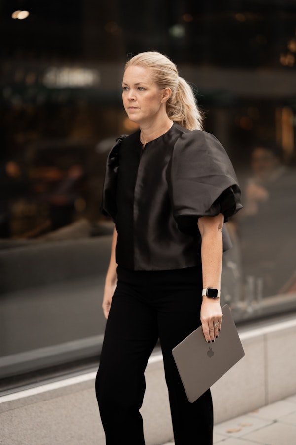 Personal branding portrait of Hanna Larsson