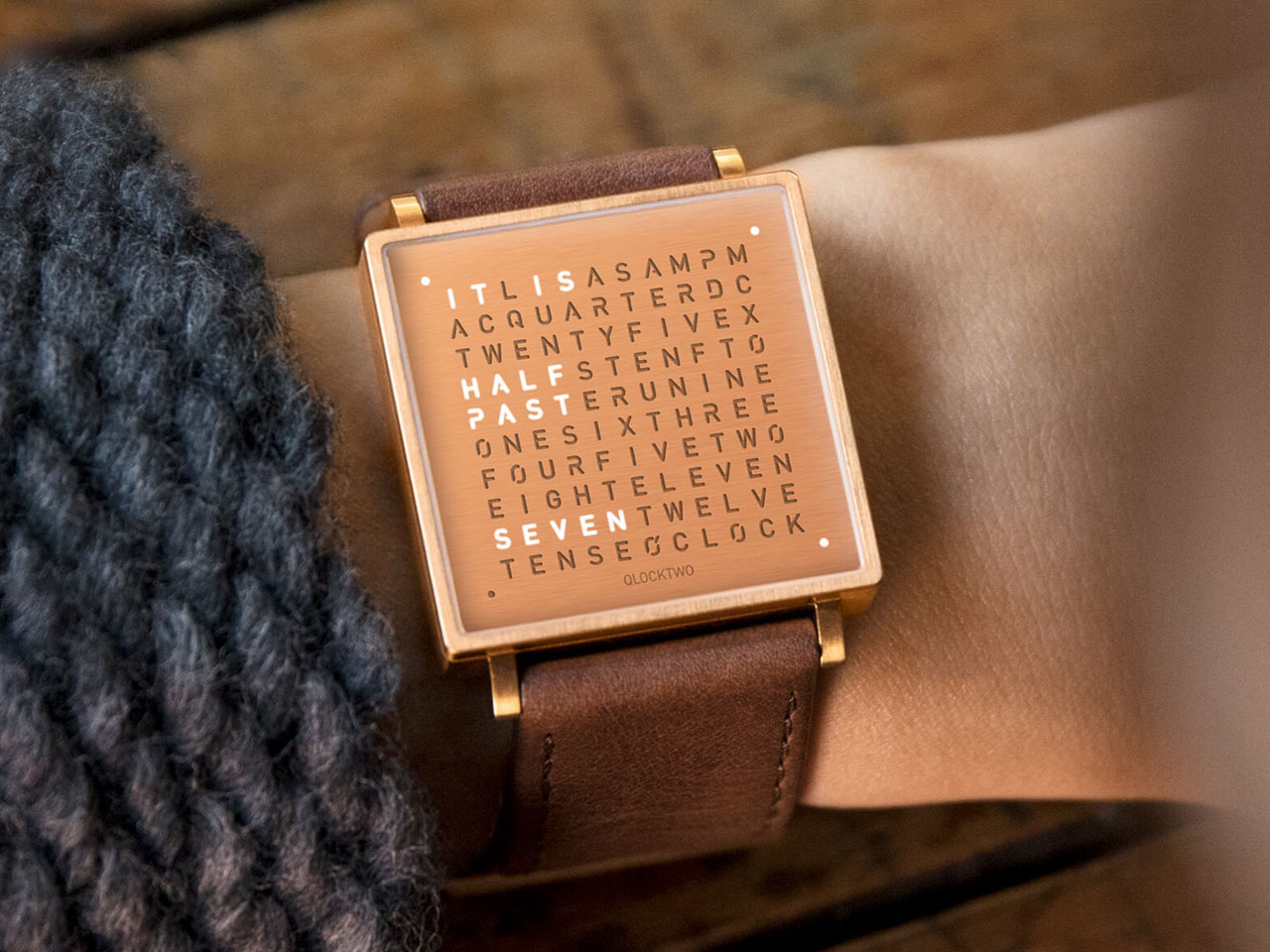 Qlocktwo Armbanduhr Bildgalerie 8