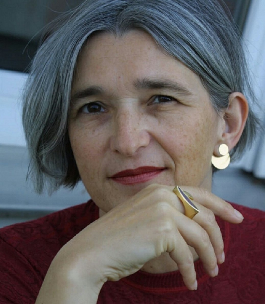 Angela Hübel Portrait