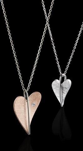 Ernstes Design Herzanhänger Edelstahl