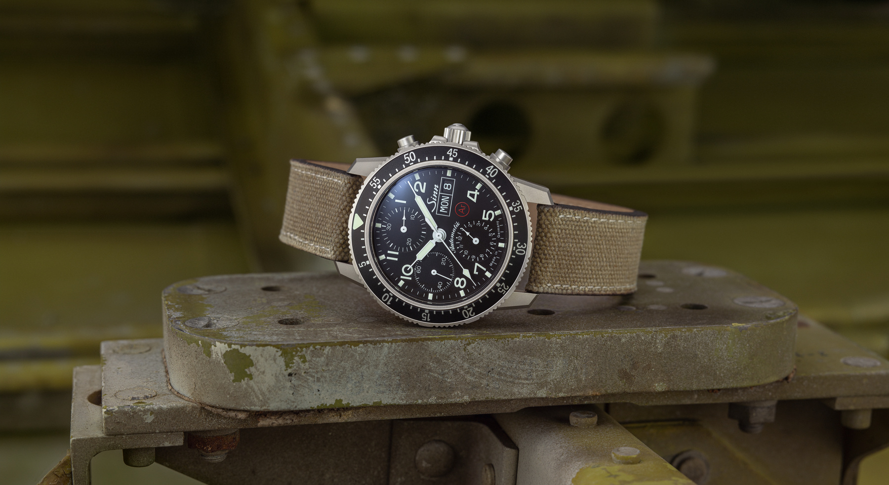 Der klassische Fliegerchronograph - Sinn 103