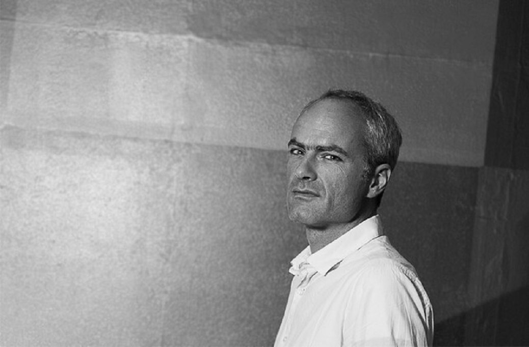 Porträtbild Oliver Schmidt