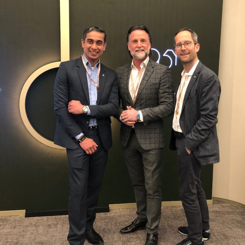 Treffen am Messestand von Frederique Constant