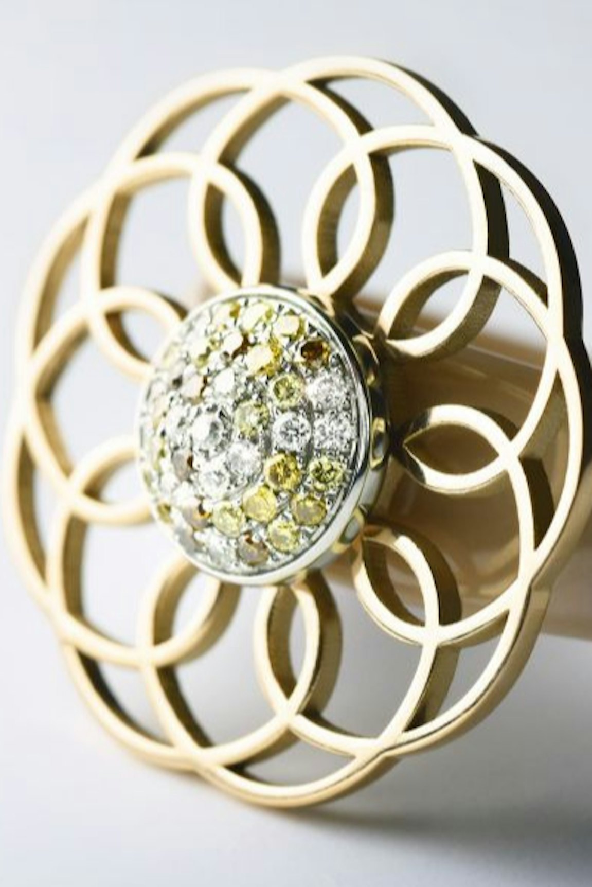 Ehinger Schwarz Markenbanner - Charlotte Ring