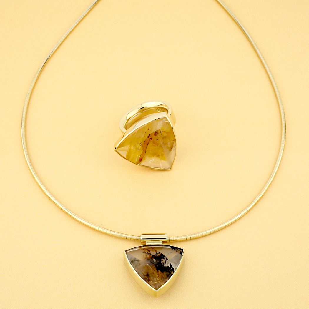 Roller Atelier Markenbild - Goldschmuck mit Bergkristall