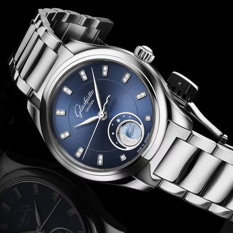 Neuheiten 2024 - Bildgalerie Glashütte Original Lady Serenade mit blauem Zifferblatt und Metallband