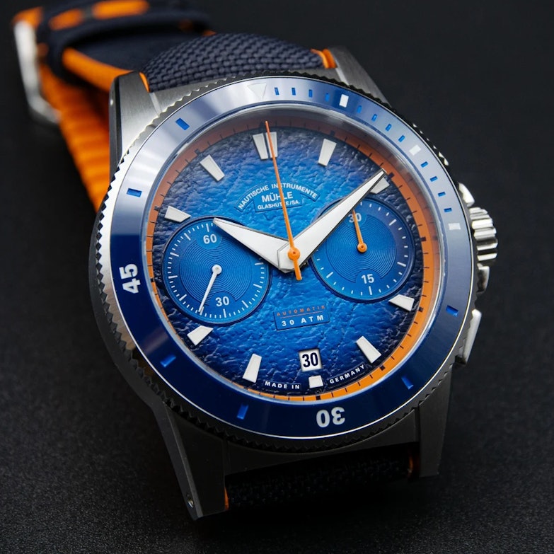 Neuheiten 2024 - Bildgalerie Mühle Glashütte Sportivo Active Chronograph liegend