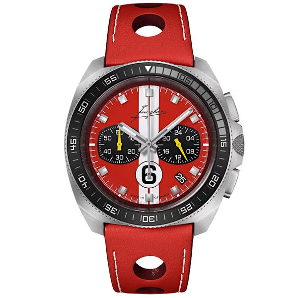 Neuheiten 2024 - Bildgalerie Junghans 1972 Chronoscope Sports Edition mit rotem Zifferblatt und Lederband