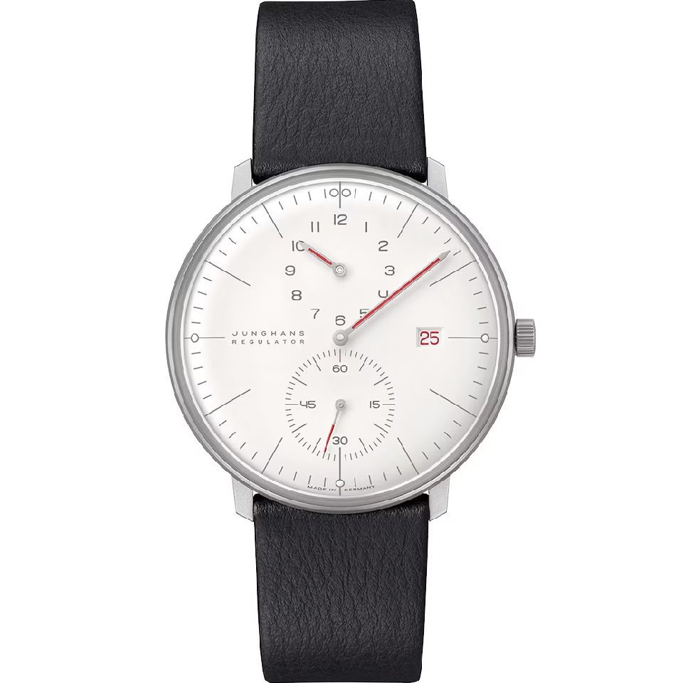 Neuheiten 2024 - Bildgalerie Junghans Max Bill Regulator mit weißem Zifferblatt und schwarzem Lederband