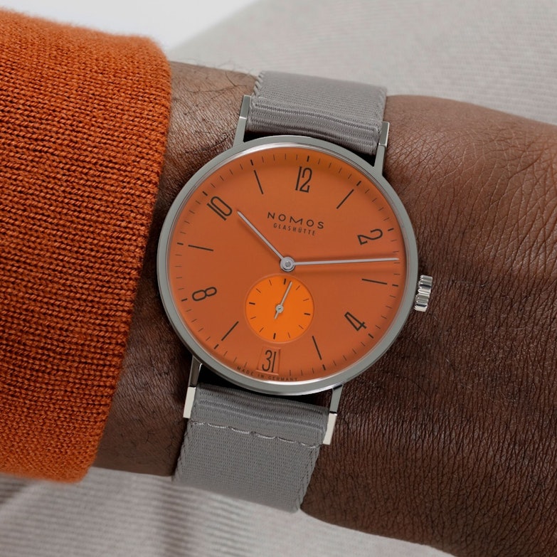 Nomos Tangente 38 Datum - Poporange