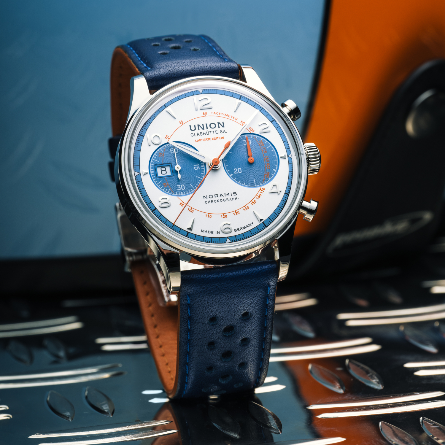 Union Glashütte Noramis Chronograph Sachsen Classic 2024 Limited Edition - stand