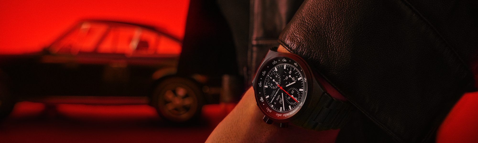 Markenheader Porsche Design Chronograph 1 911