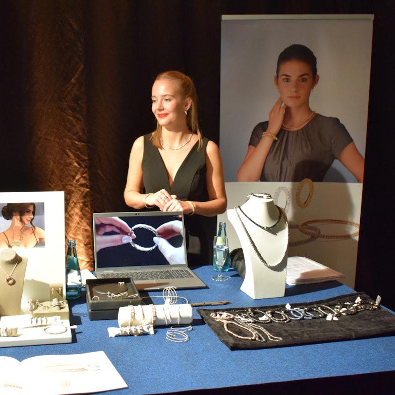 Eventstand Rendezvous unter Sternen Silhouette Schmuck