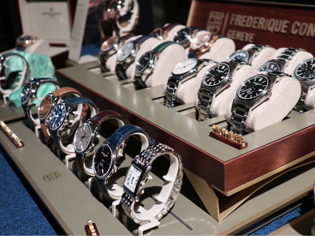 Frederique Constant RUS